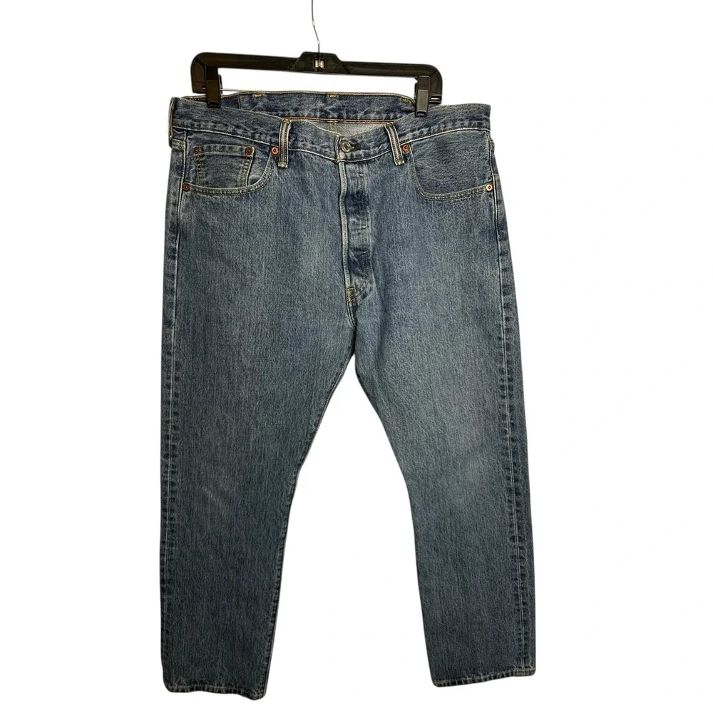 Levi Strauss 501 Mens Jeans Blue‎ Button Fly Straight Leg Waist 38 Inseam 30